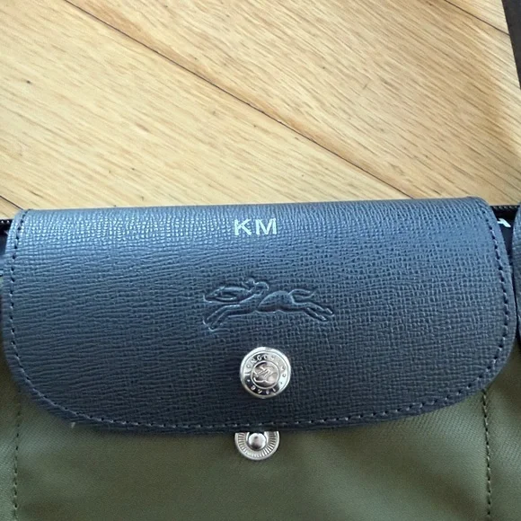 Elegant Olive Green Tote Bag - Picture 2 of 3